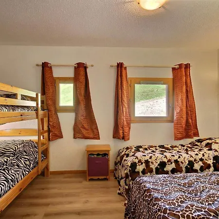 Spacieux Sur Les Pistes Avec Cheminee Et Wifi - Fr-1-455-242 Chalet *